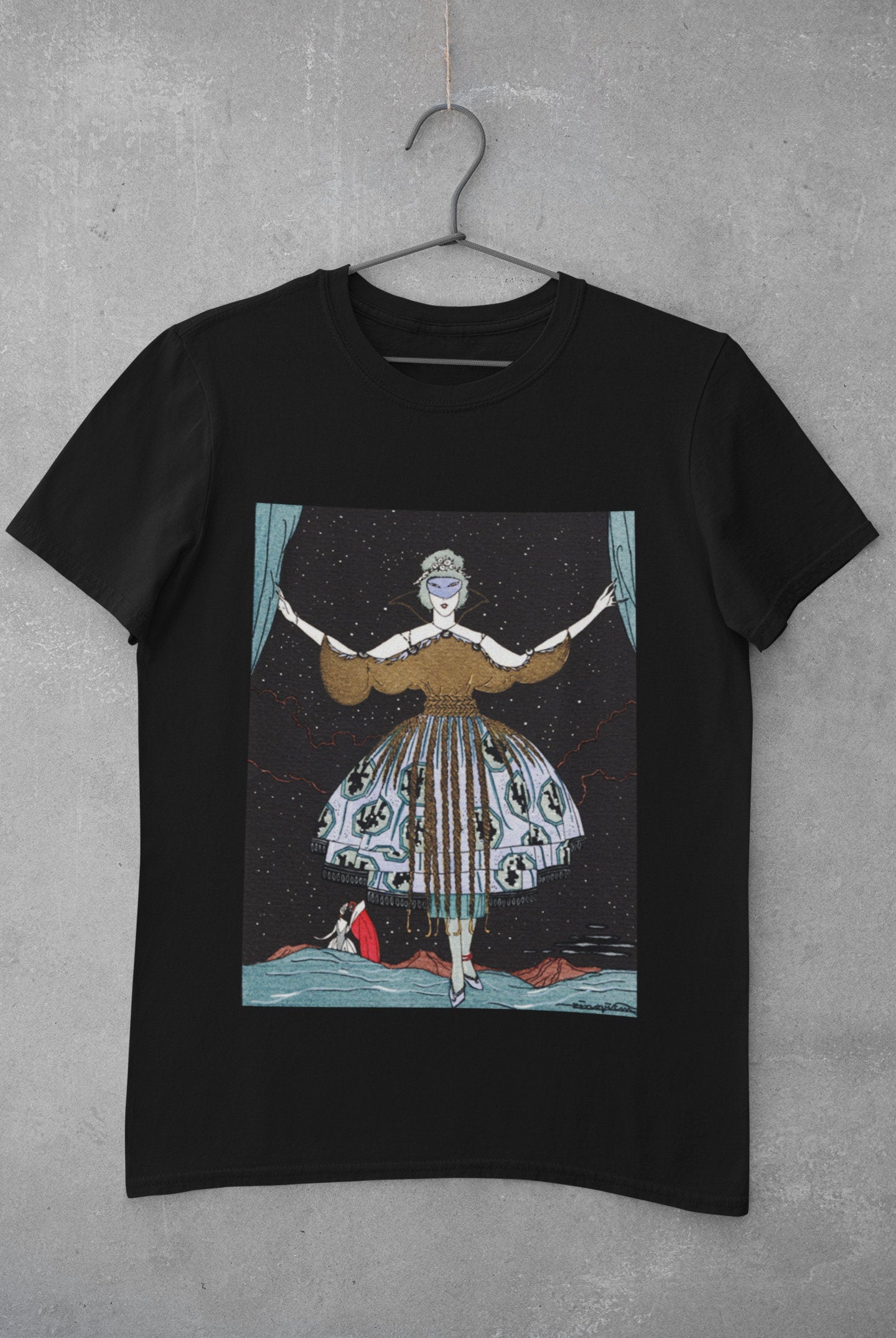 'Lady at Masquerade' Graphic T-Shirt